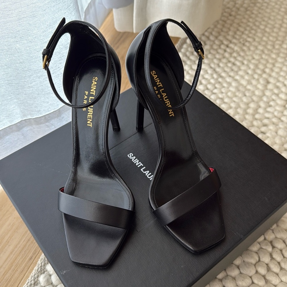 Saint Laurent Amber 105 Black Leather Sandals